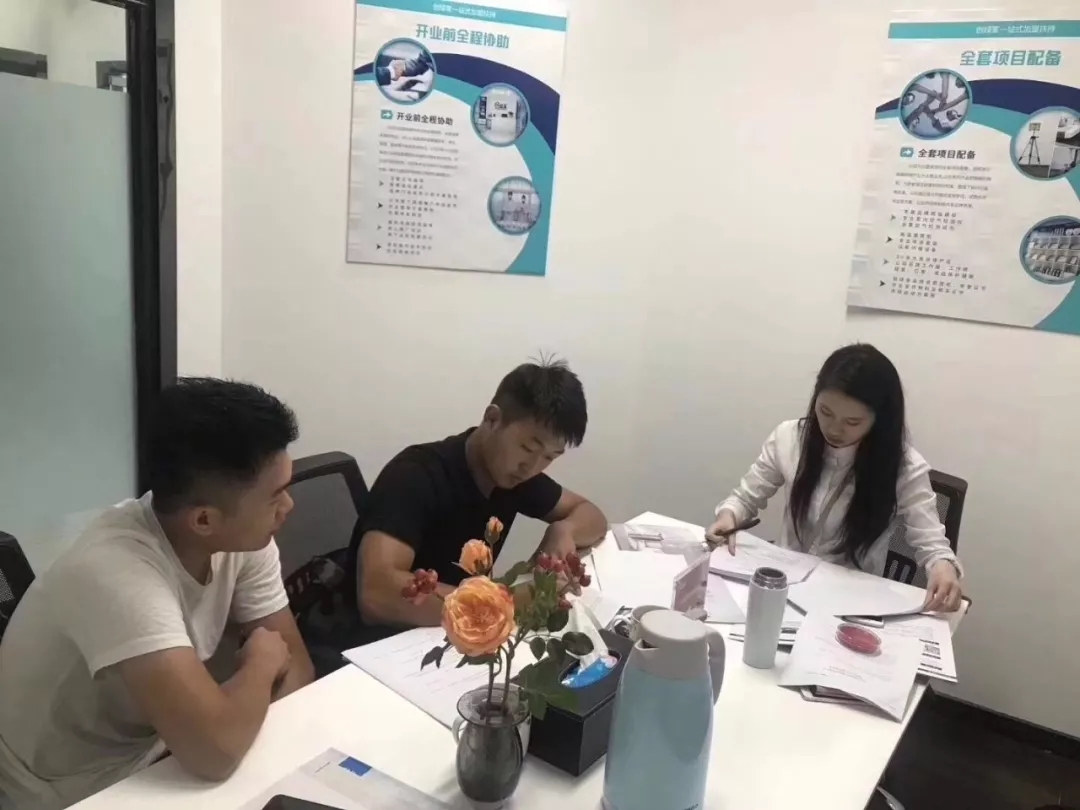 熱烈祝賀徐總簽約創綠家寧波市區級代理！