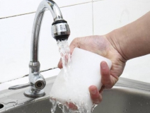 廚房去污神器“魔術擦” 竟然甲醛超標！ 你家有嗎？