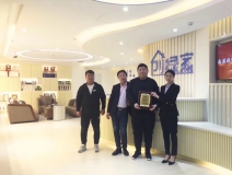 熱烈祝賀魏總、吳總、楊總簽約創綠家陜西省市級代理!