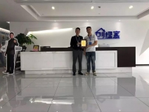 熱烈祝賀王總簽約創綠家南京市區級代理!