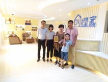 熱烈祝賀張總簽約創(chuàng)綠家泉州市區(qū)級(jí)代理!