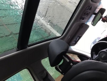 一輛汽車(chē)怎么能不受潮呢？